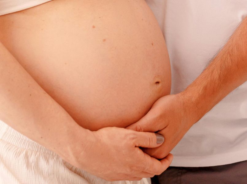 Ondanks alles halen Suzan & Freek al hun geluk uit zwangerschap 
