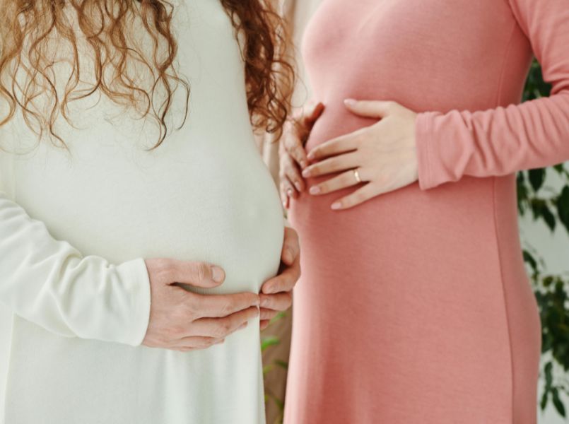 Zwanger in de zomer: zo blijf je koel en comfortabel