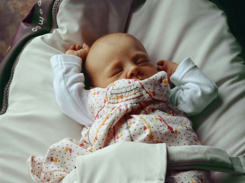 O la la! Prachtige babynamen die perfect bij het sterrenbeeld Weegschaal passen