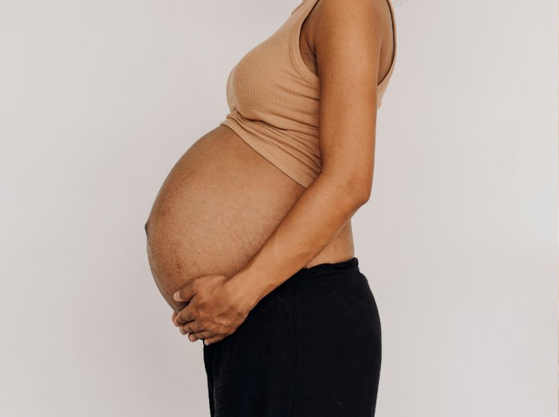 Lola Brood zwanger van haar tweede kindje 