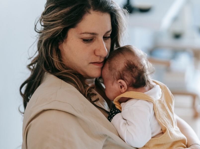 Lezeressen vertellen: ‘Moederschap is wel/niet zwaar’