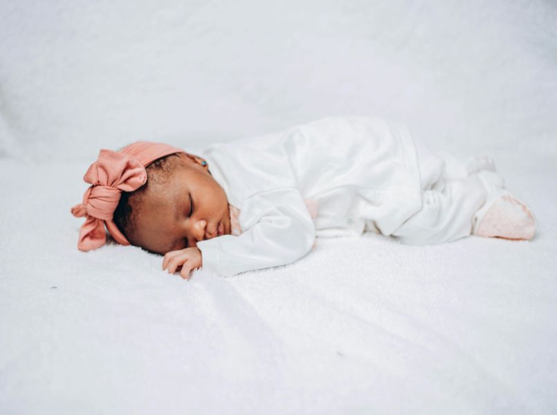 Slaapschema baby per maand: zo veel slaap heeft je kindje écht nodig